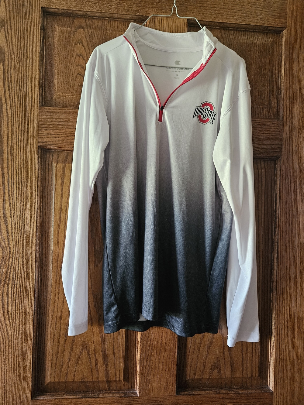 Colosseum Ohio State White to Black Ombre Long Sleeve Quarter-Zip